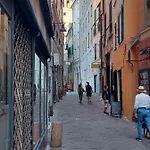Frühstückspension Piazzetta La Maddalena 2 Savona