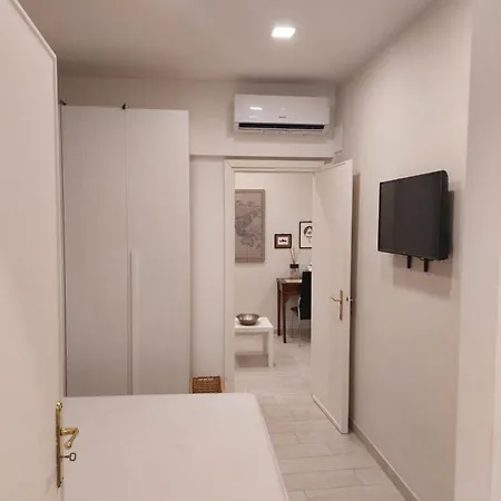 Bed & Breakfast Piazzetta La Maddalena 2 4*