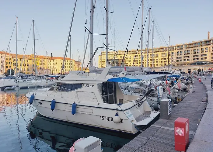 Piazzetta La Maddalena 2 Bed & Breakfast Savona